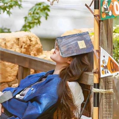 危机密布 海报